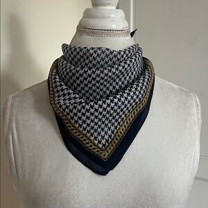Vintage Simply Accessories Black and White Houndstooth & Gold Chain Square Scarf